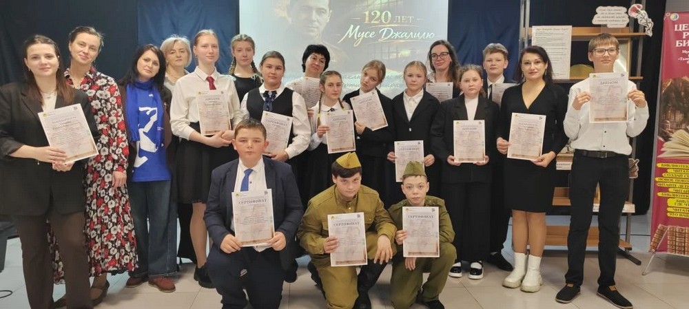 «Перед лицом испытаний»: в Тымовском районе прошел конкурс чтецов, посвященный юбилею Мусы Джалиля