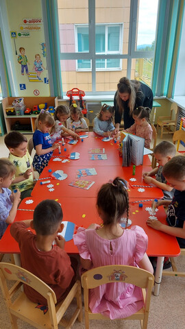 Лето. Каникулы. Книга