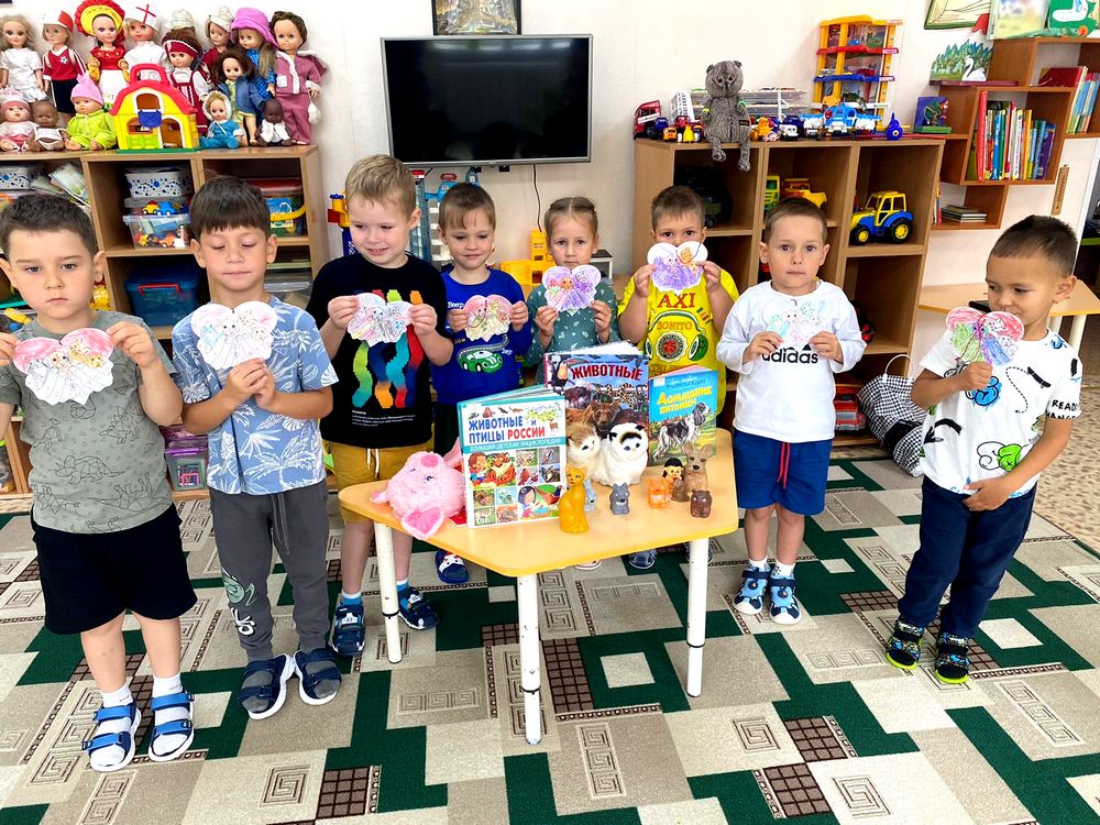 Экологический час «Мир пернатых и зверей ждет поддержки от друзей!»