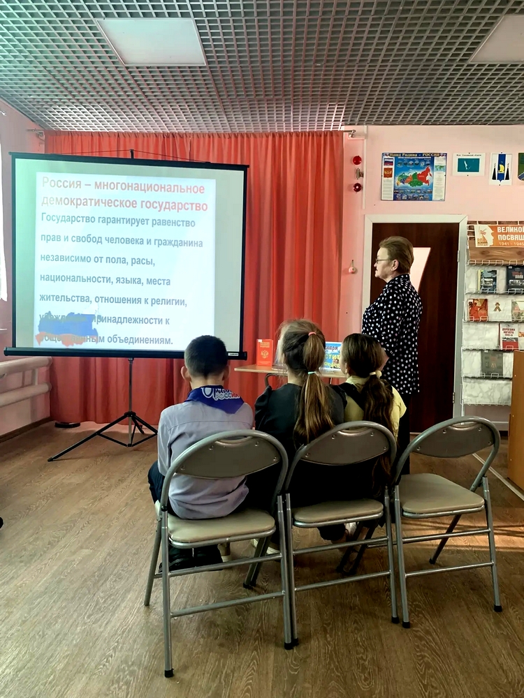 Ясновская сельская библиотека-филиал №13