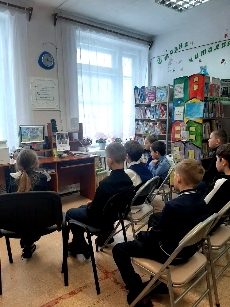 Краснотымовская сельская библиотека-филиал №9